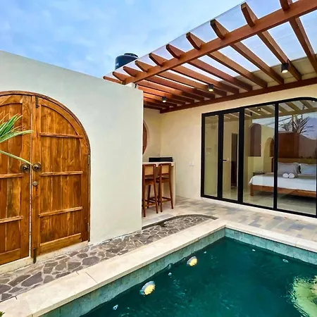 Esha Private Pool Villas By Agata